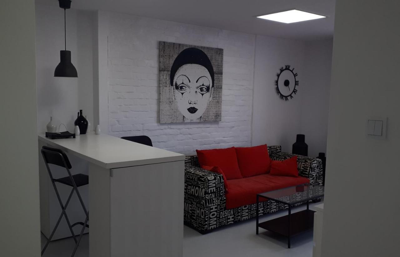Apartamenty Centrum Rynek Market City Center Kielce Exterior photo